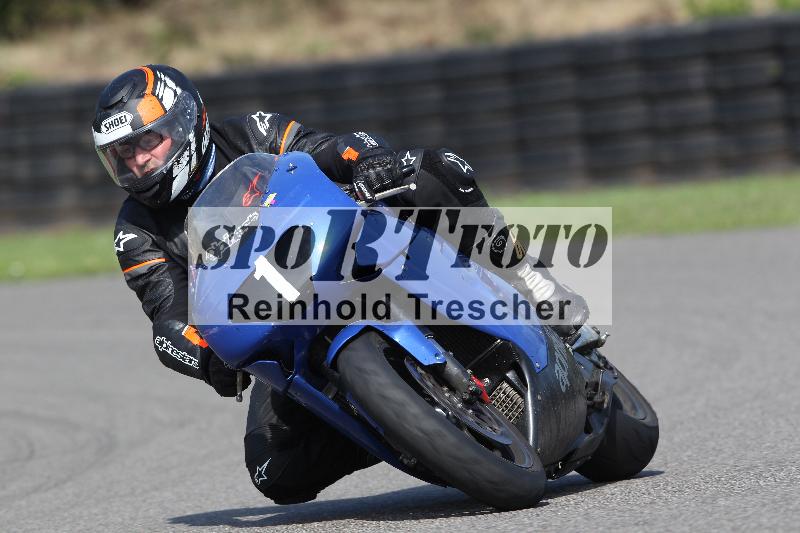 Archiv-2022/57 29.08.2022 Plüss Moto Sport ADR/Einsteiger/1